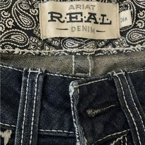 Ariat mid rise boot cut jeans. Size 26R